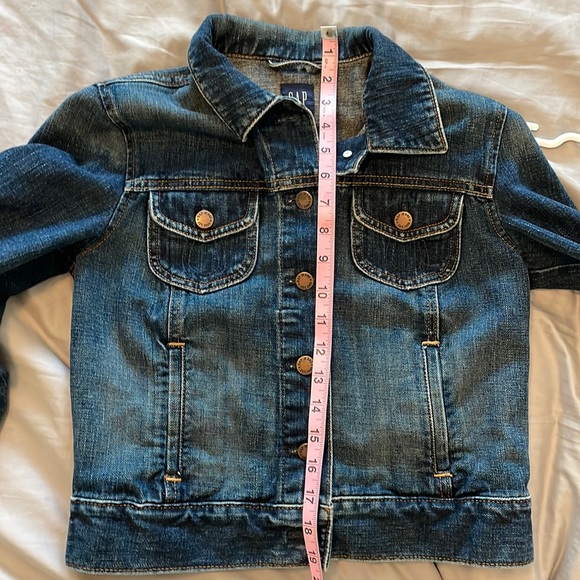 Gap dark blue denim jean jacket, slightly cropped length, size S - Picture 6 of 6